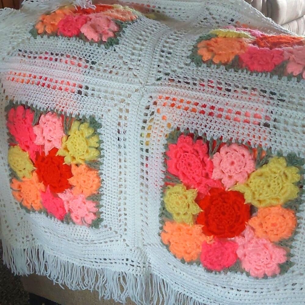 Colorful Vintage Floral Crochet Blanket granny square floral rosettes